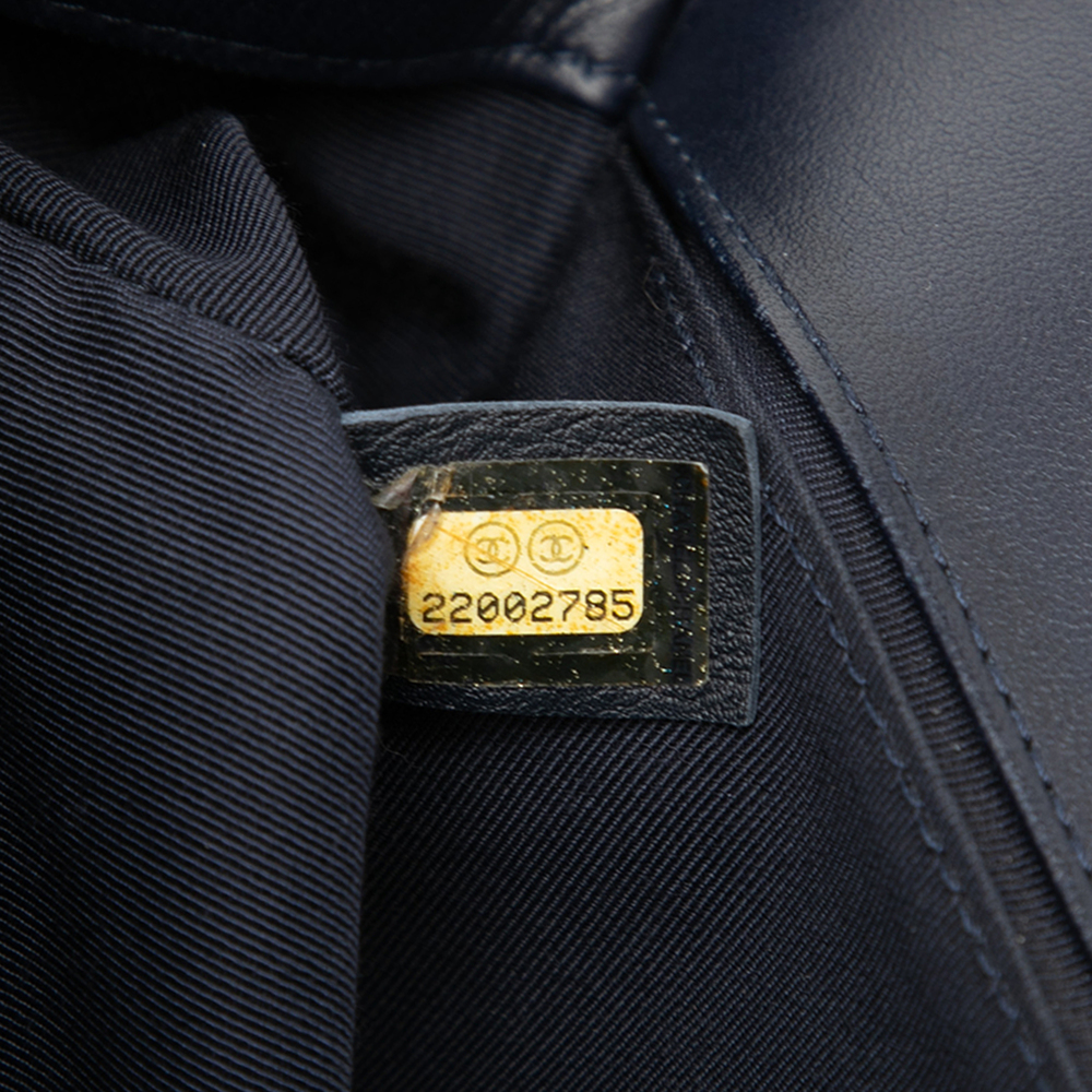 Pre-Loved Chanel Old Medium Quilted Lambskin Boy Flap - Picture 6 of 8